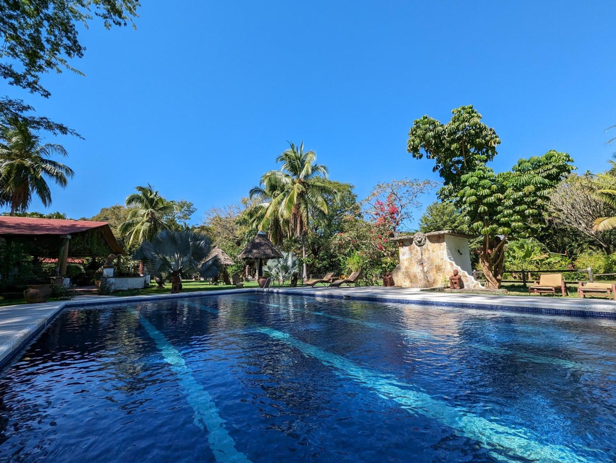 Hotel Paraiso del Cocodrilo Sámara Exterior foto